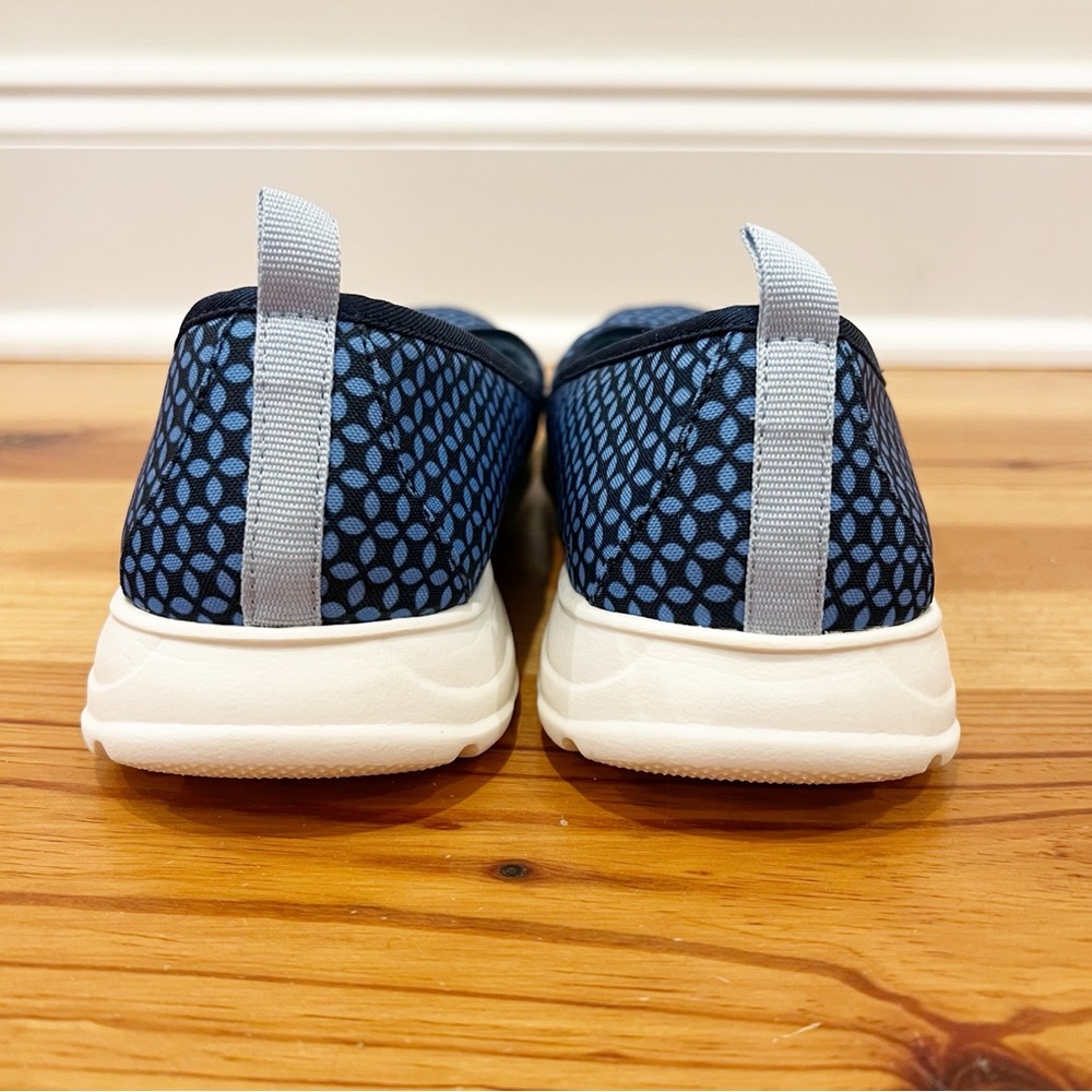 Lands End Shoes Womens 8B Blue Gatas Comfort Slip On Loafers Geometric Print - Picture 6 of 10